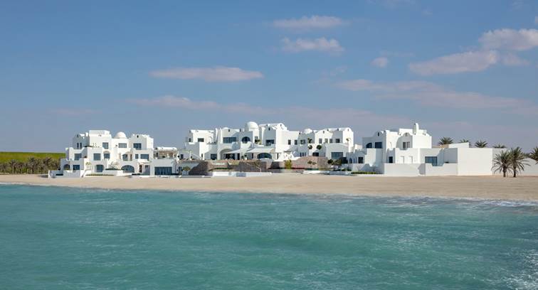 Hotel in Abu Dhabi | Anantara Santorini Abu Dhabi Retreat Official Site