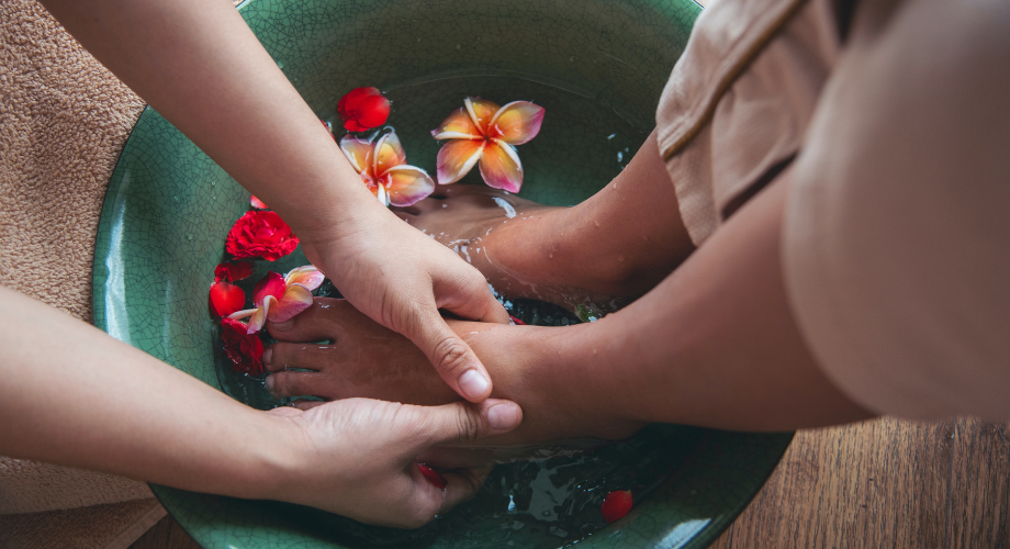 Traditional Thai massage at Anantara Riverside Bangkok Resort 