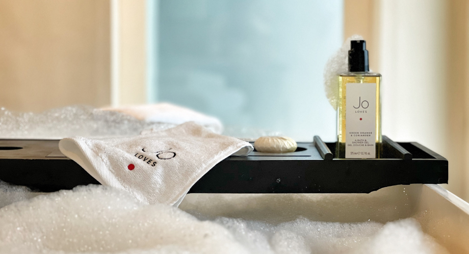 Jo Loves experience and fragrance at Naladhu Private Island Maldives 