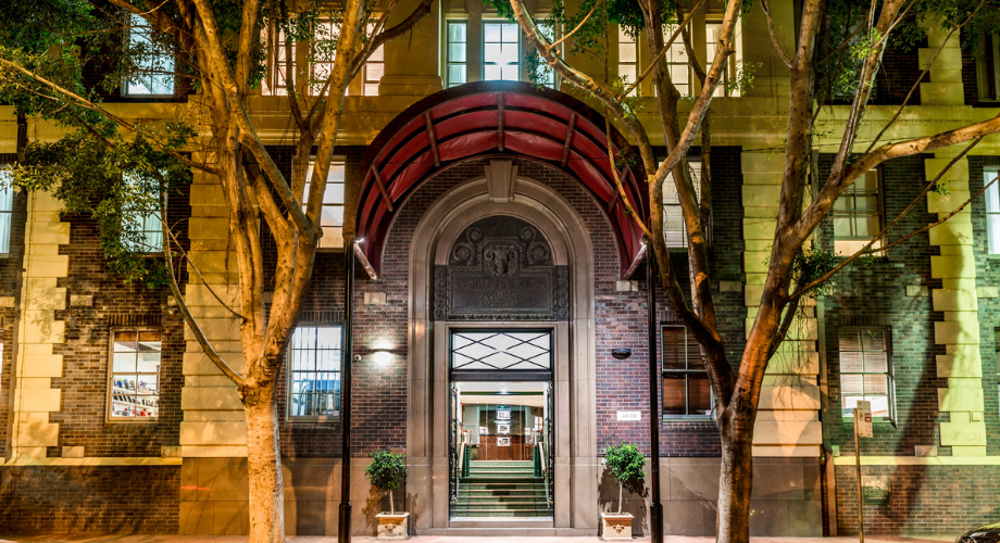  Oaks Sydney Hyde Park Suites