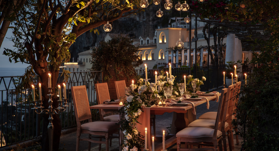 Romantic cliff-side wedding