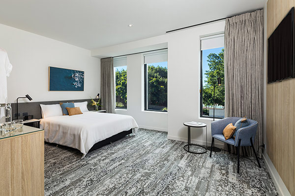 oaks cairns hotel 2 bedroom dual key out 1 600x400