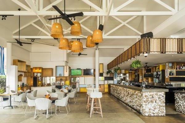 Oaks Port Douglas Restaurant 